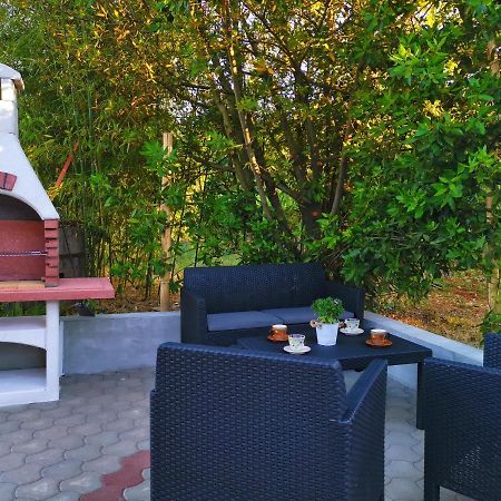 Holiday House Nela Лабин Екстер'єр фото